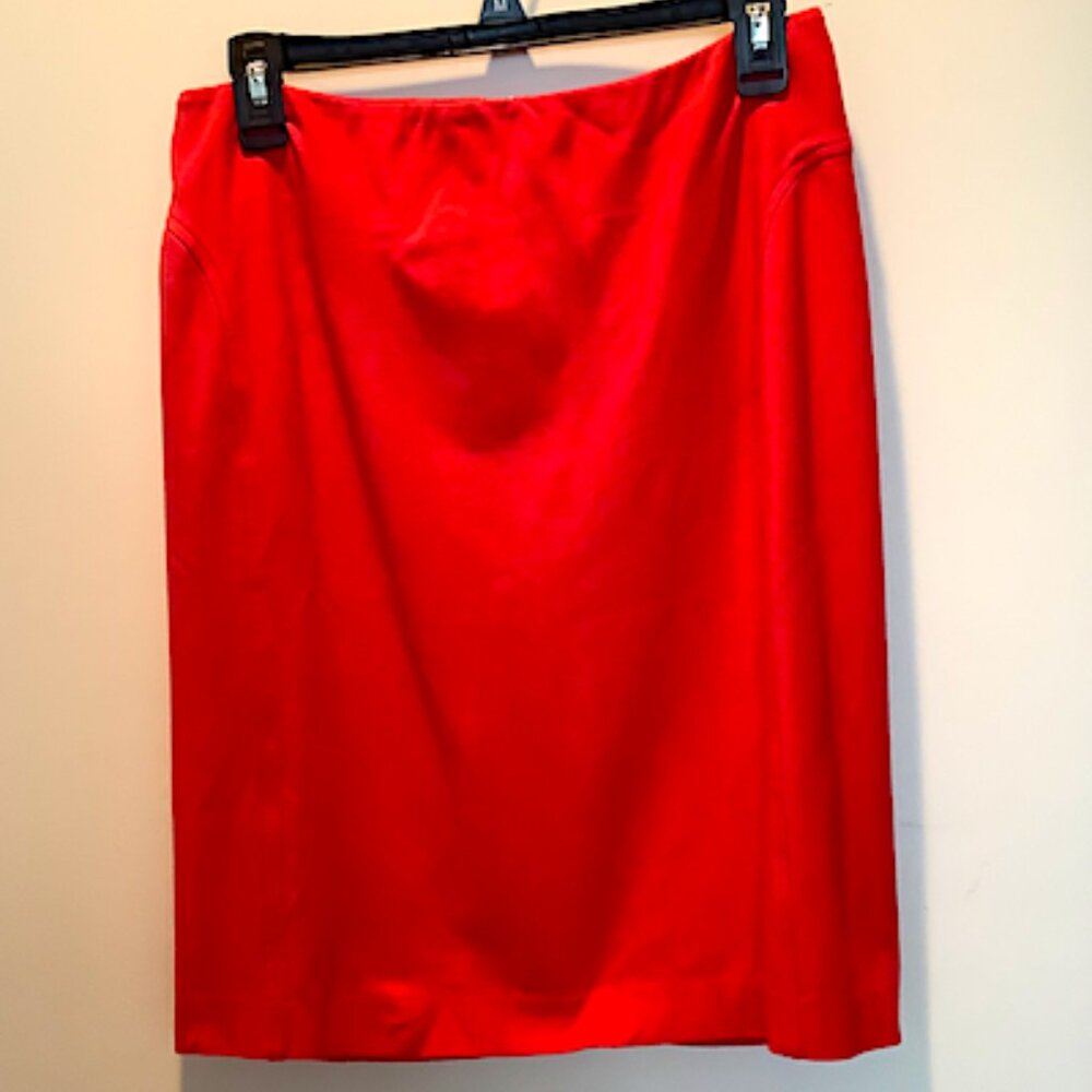 Talbots Classic rayon-spandex blend red pencil Skirt, Size 4